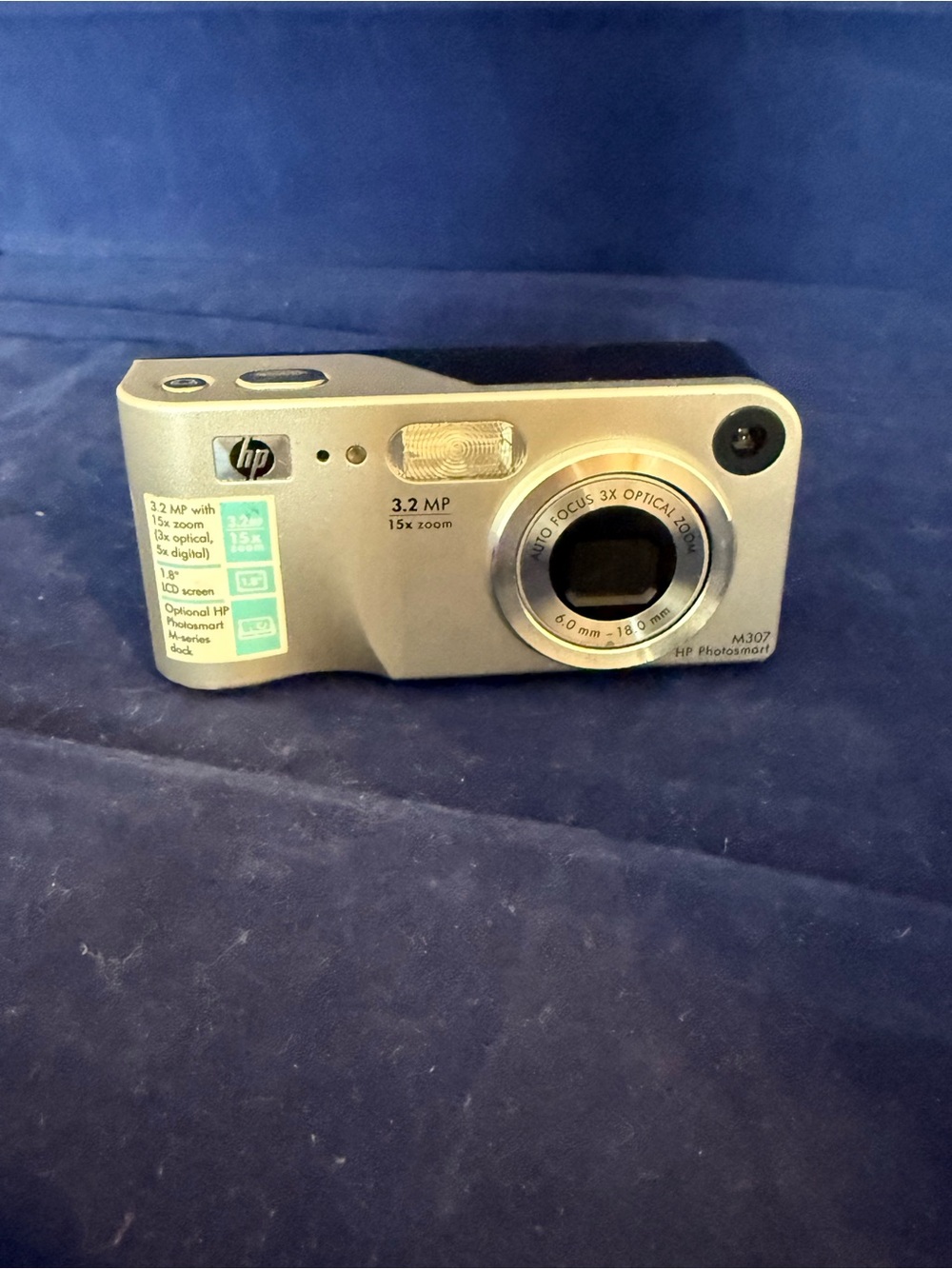HP Silver Compact Digital Camera 3.2MP with 15x Zoom